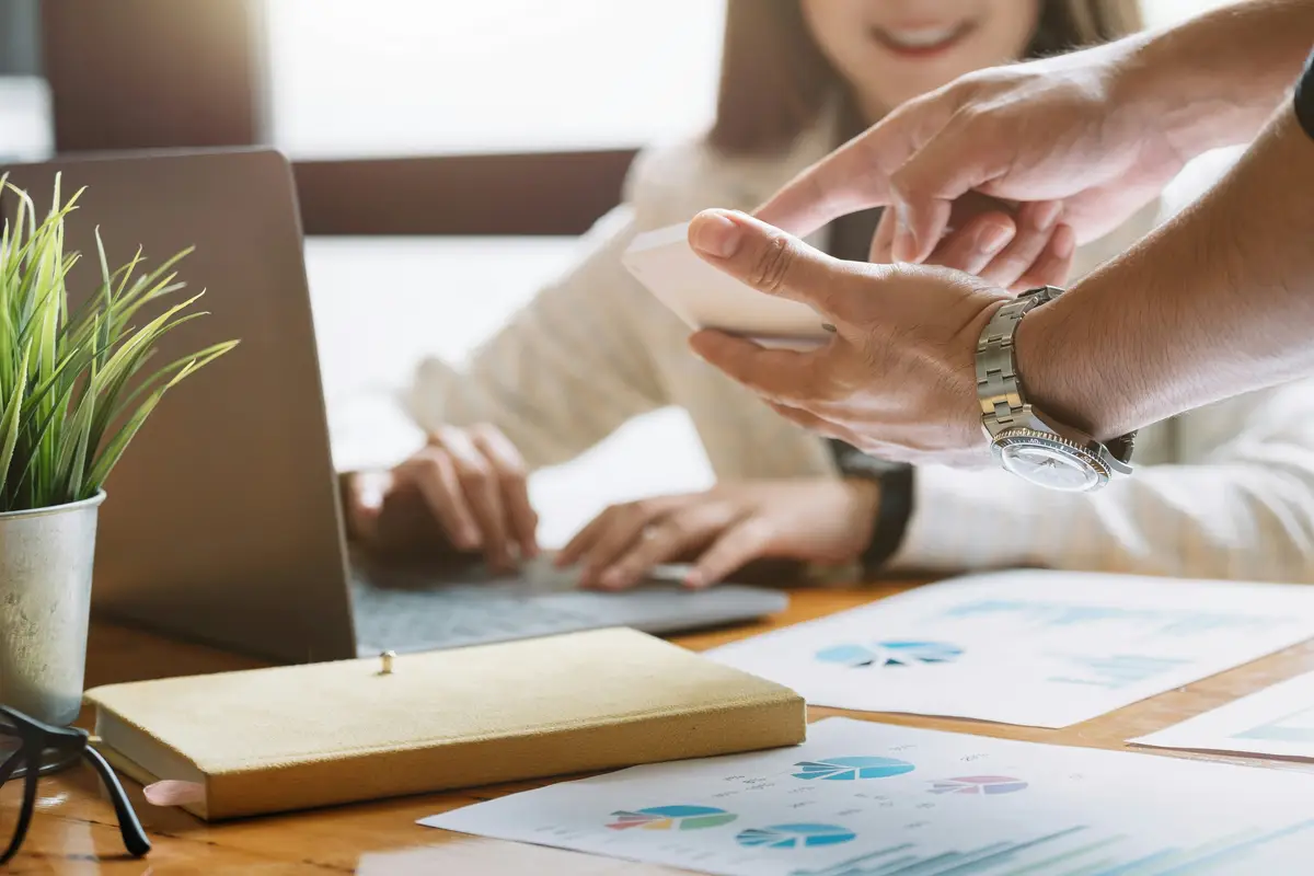 37 nowych zapytań o software house dzięki poprawie struktury URL